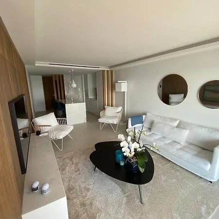 Croisette Immo 2 Bedrooms 2 Bathrooms View Appartement